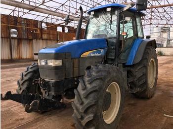 Landbouw tractor New Holland TM155