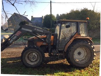 Landbouw tractor Renault CERES 330 X