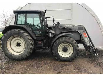 Landbouw tractor Valtra T140 Hitech