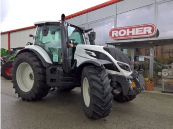 Landbouw tractor Valtra T 174e Versu