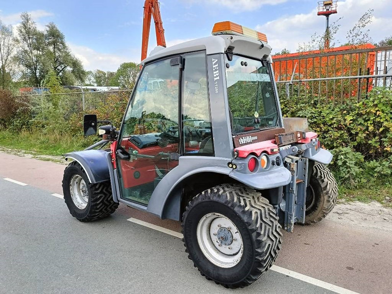 Landbouwaanhanger Aebi TT280 werktuigdrager maaier laag zwaartepunt