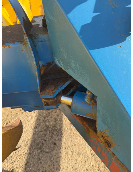 Landbouwaanhanger Jumbo Jumbo reck kuilverdeler Wokkel