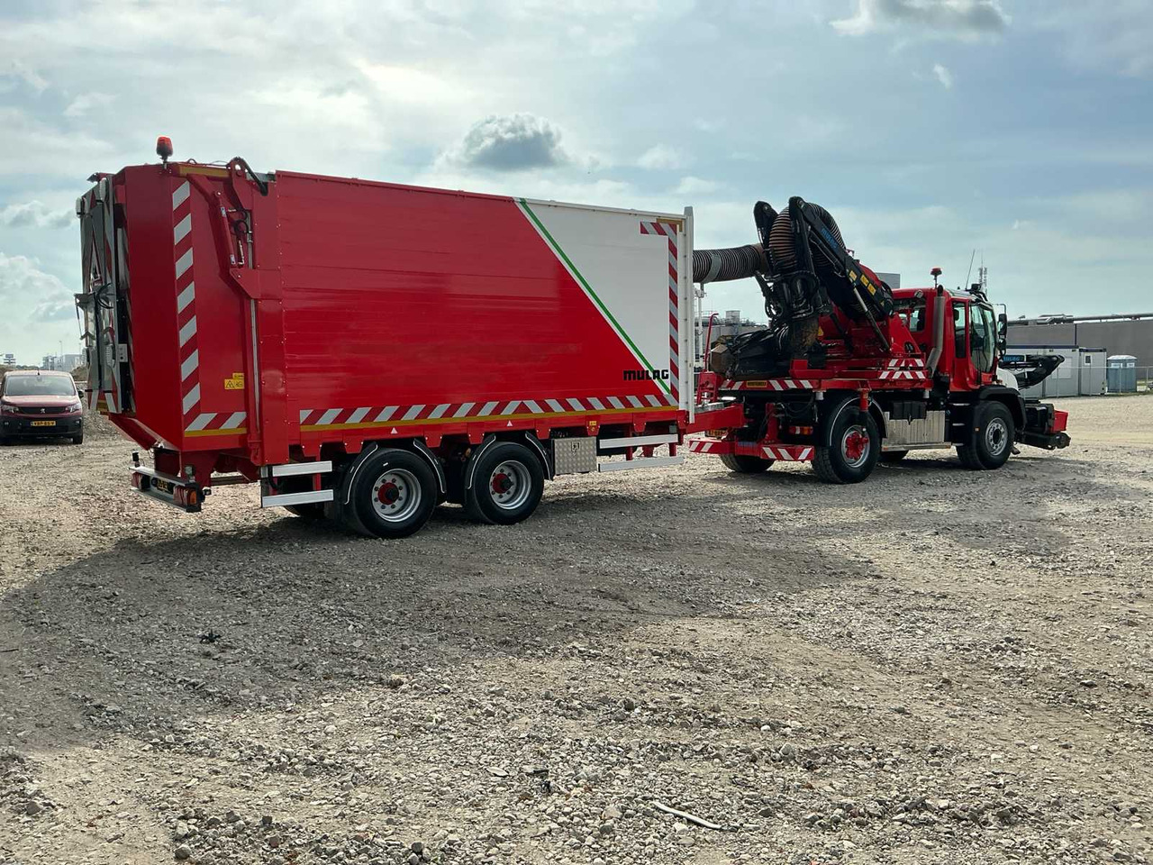Landbouwaanhanger Mercedes-Benz UGE-453