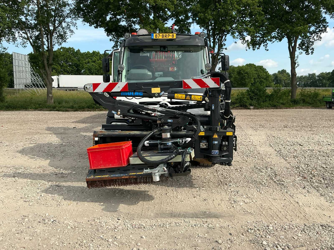 Landbouwaanhanger Mercedes-Benz UGE-453