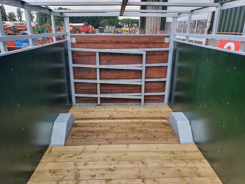 Landbouwaanhanger veewagen voor 6 a 7 koeien