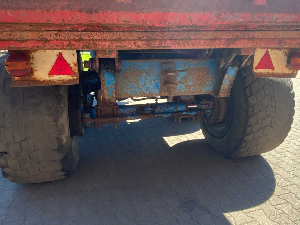Landbouwkipper Beco Gigant 240