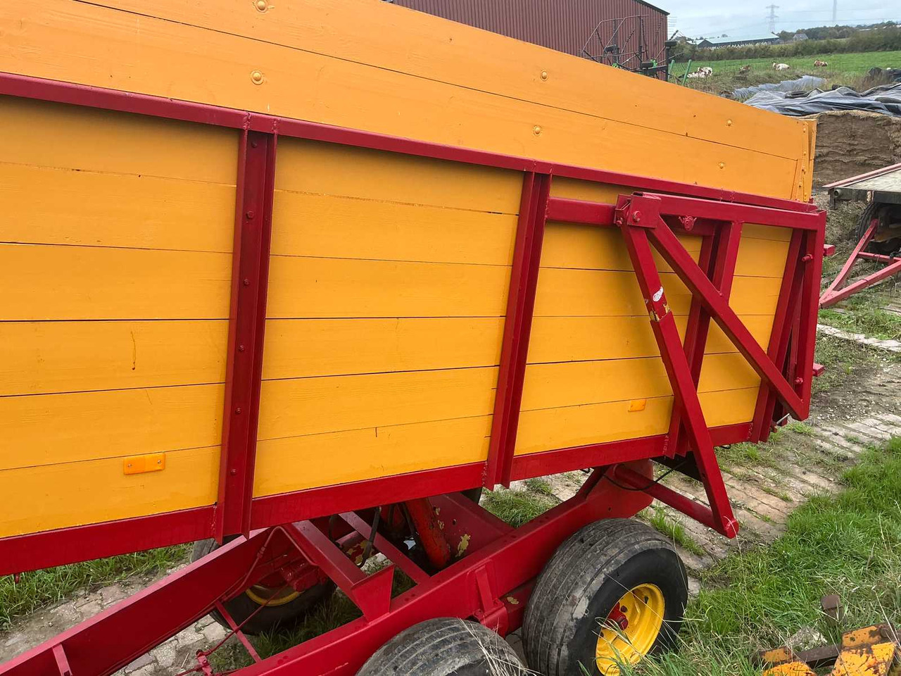 Landbouwkipper Deutz Fahr KS 2.60