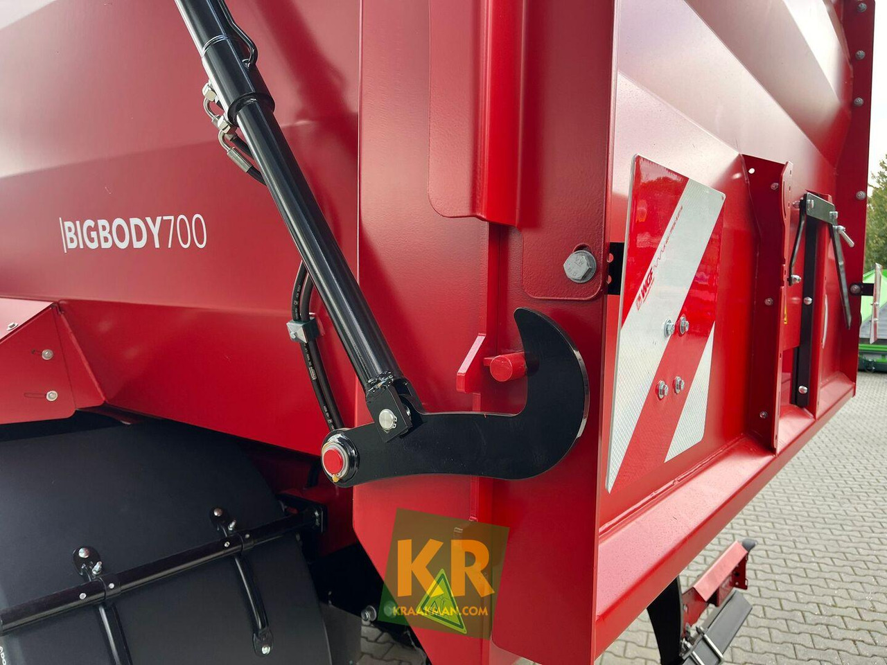 Landbouwkipper Krampe BIG BODY 700