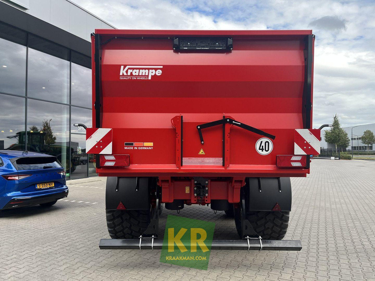 Landbouwkipper Krampe Big Body 750
