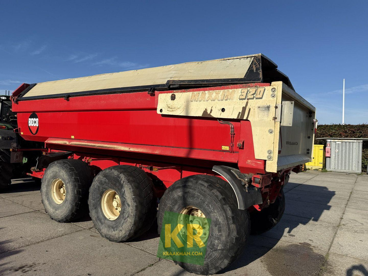 Landbouwkipper Maxxim 300 Beco