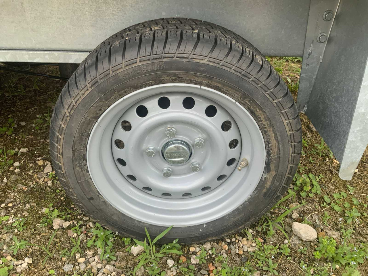 Landbouwkipper Pahsatrailer