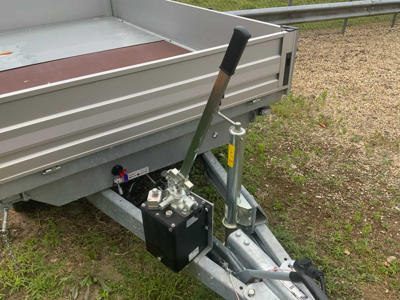 Landbouwkipper Pahsatrailer