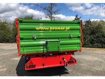 Landbouwkipper Pronar T 671
