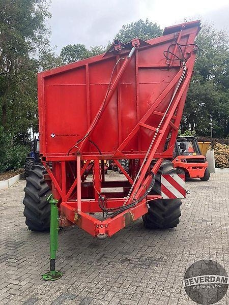 Landbouwkipper Tim hoogkipper / hooglosser