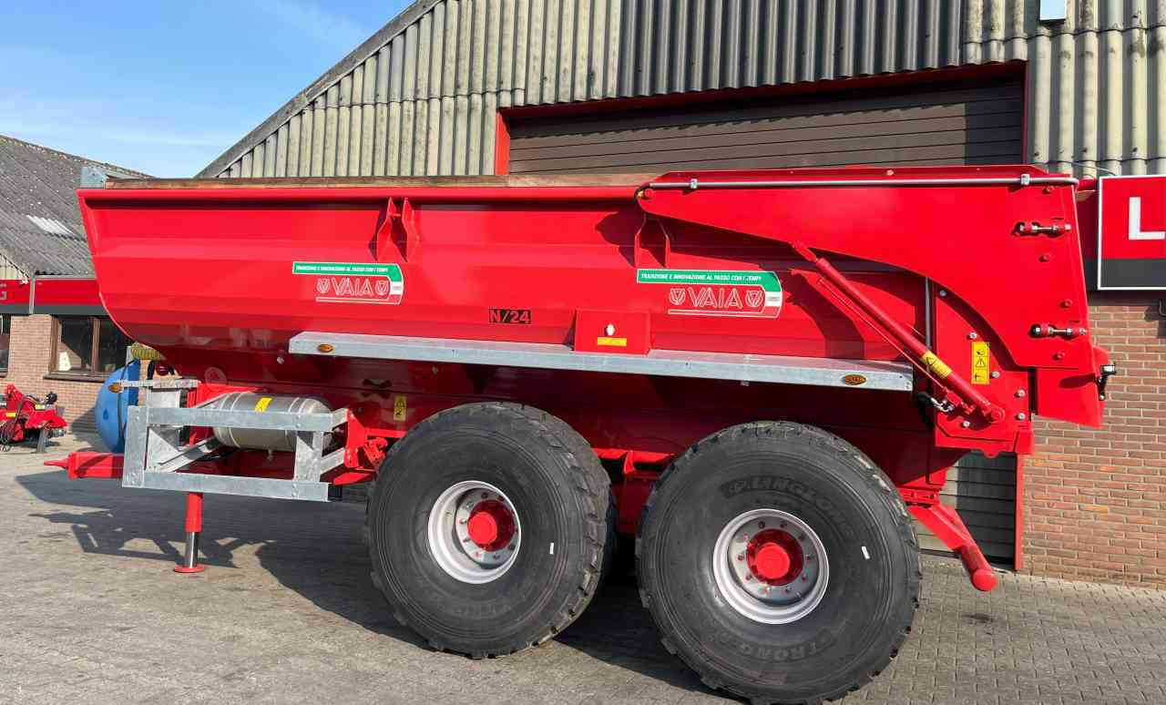 Landbouwkipper Vaia N/24 Kipper, dumper, zandkipper, gronddumper, landbouwtransport
