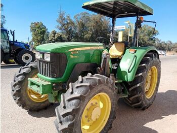 JOHN DEERE 5075E - landbouwtrekker