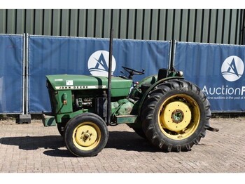 Landbouwtrekker John Deere 1020