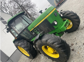 Landbouwtrekker John Deere 3050