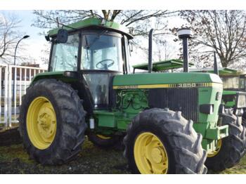 Landbouwtrekker John Deere 3650