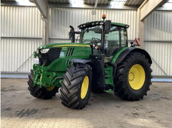 John Deere 6215R - landbouwtrekker