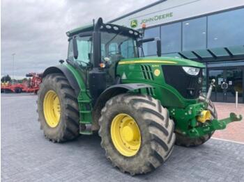 Landbouwtrekker John Deere 6215r