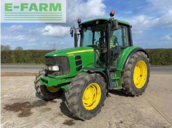 John Deere 6330 - landbouwtrekker