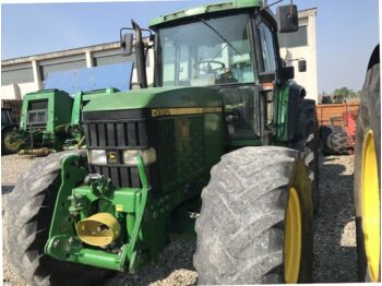 Landbouwtrekker John Deere 6910