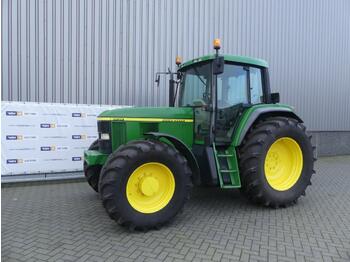 John-Deere 6910 - landbouwtrekker