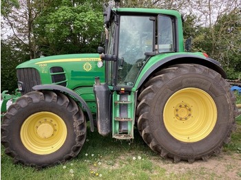 Landbouwtrekker John Deere 7530