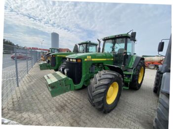 John Deere 8400 - landbouwtrekker
