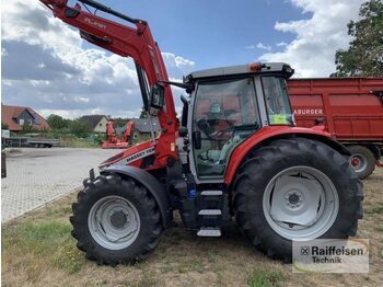 Landbouwtrekker Massey Ferguson 5S.145 Dyna-6 Exclusive