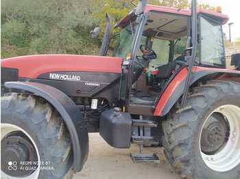 Landbouwtrekker NEW HOLLAND M100