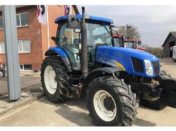 Landbouwtrekker New Holland 6030