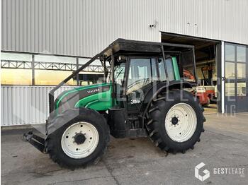 Valtra N111 - landbouwtrekker