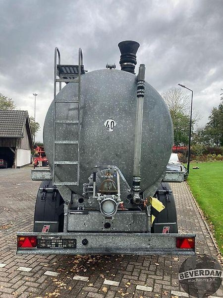 Landbouwmachine Lindner & Fischer Güllezubringer 24000