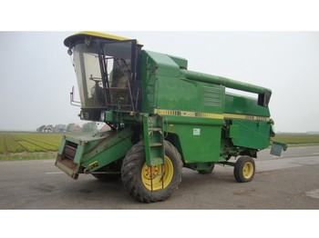Maaidorser John Deere 1055
