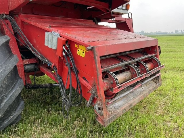 Maaidorser MASSEY FERGUSON 38RS