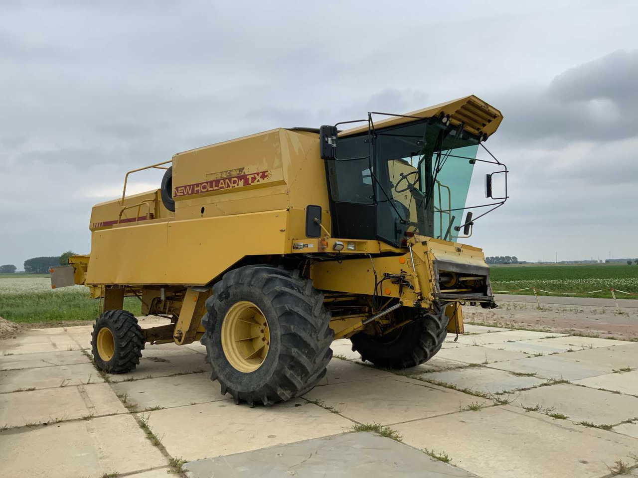 Maaidorser New holland TX36