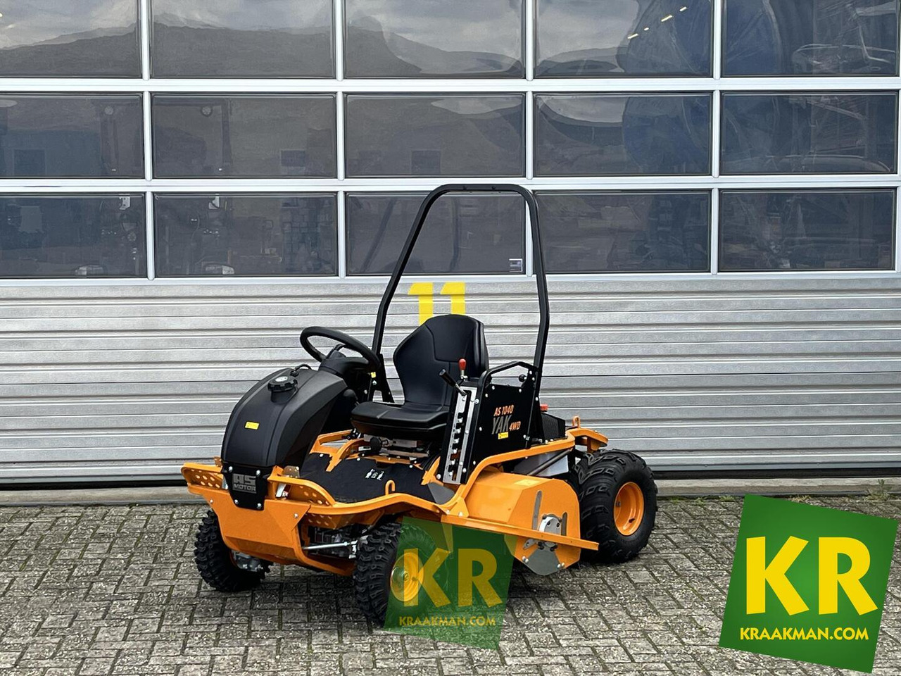 Maaimachine 1040 YAK 4WD AS Motor
