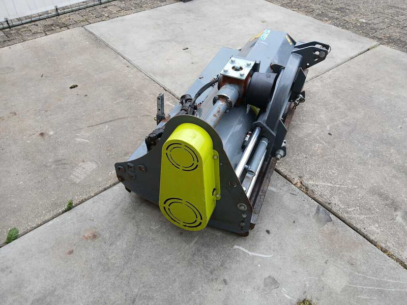 Maaimachine Bellon mit TTc 140