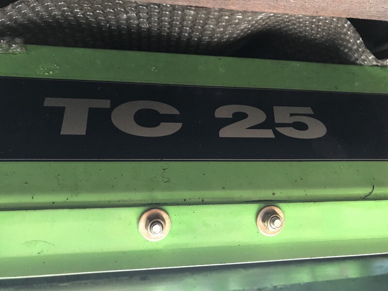 Maaimachine Deutz-Fahr TC 25 kneuzer