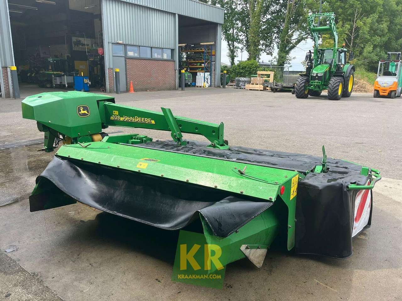 Maaimachine John Deere 328