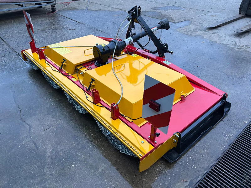 Maaimachine Koja weidebloter 275