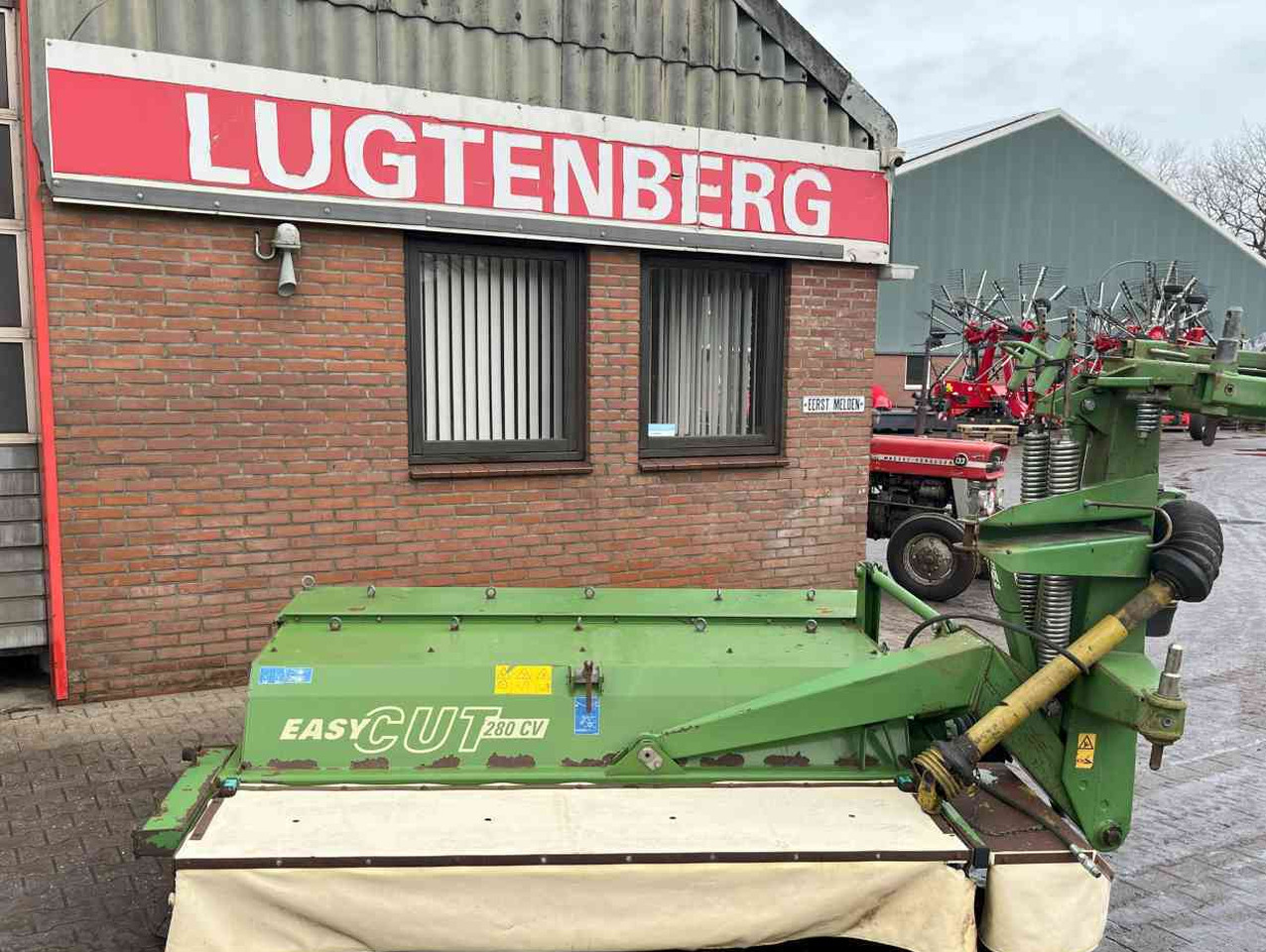 Maaimachine Krone Easycut 280 CV achtermaaier schijvenmaaier kneuzer weidebouwmachines