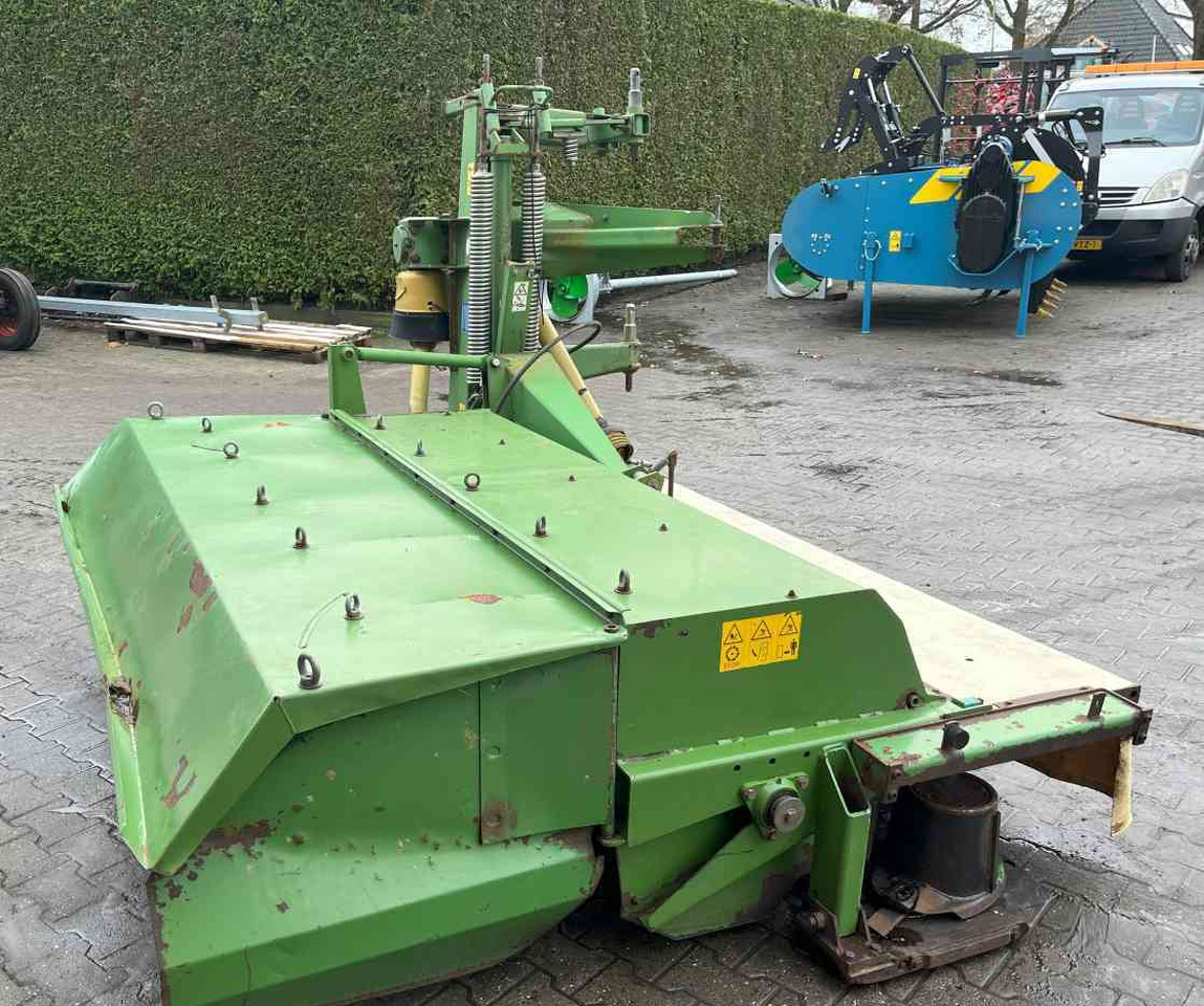 Maaimachine Krone Easycut 280 CV achtermaaier schijvenmaaier kneuzer weidebouwmachines