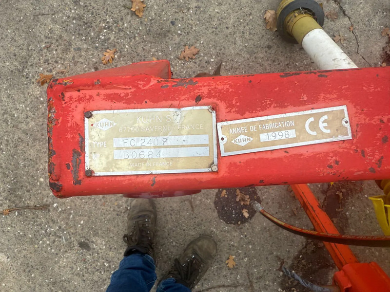 Maaimachine Kuhn FC 240 P Kneuzer maaier