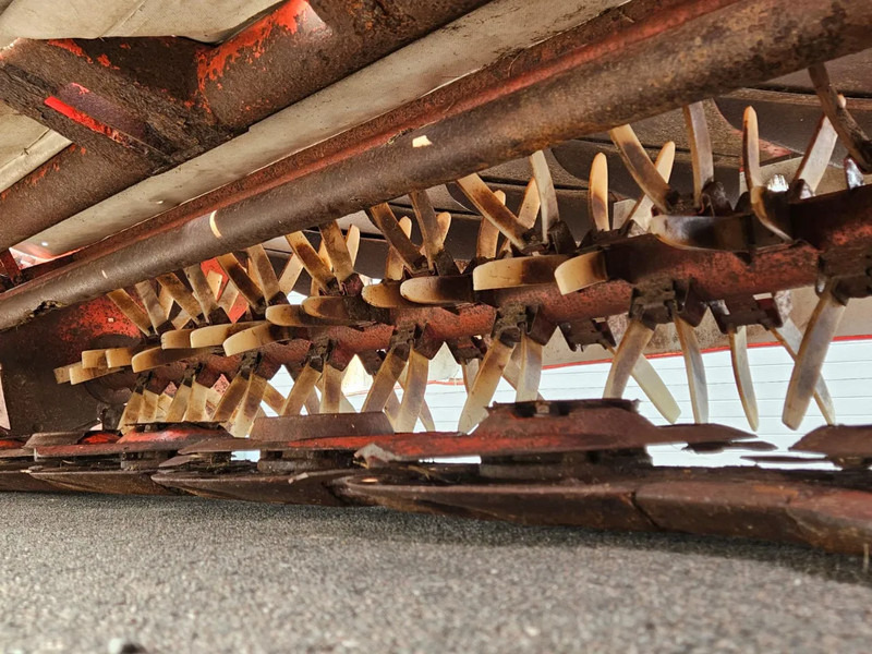 Maaimachine Kuhn FC 283 achtermaaier