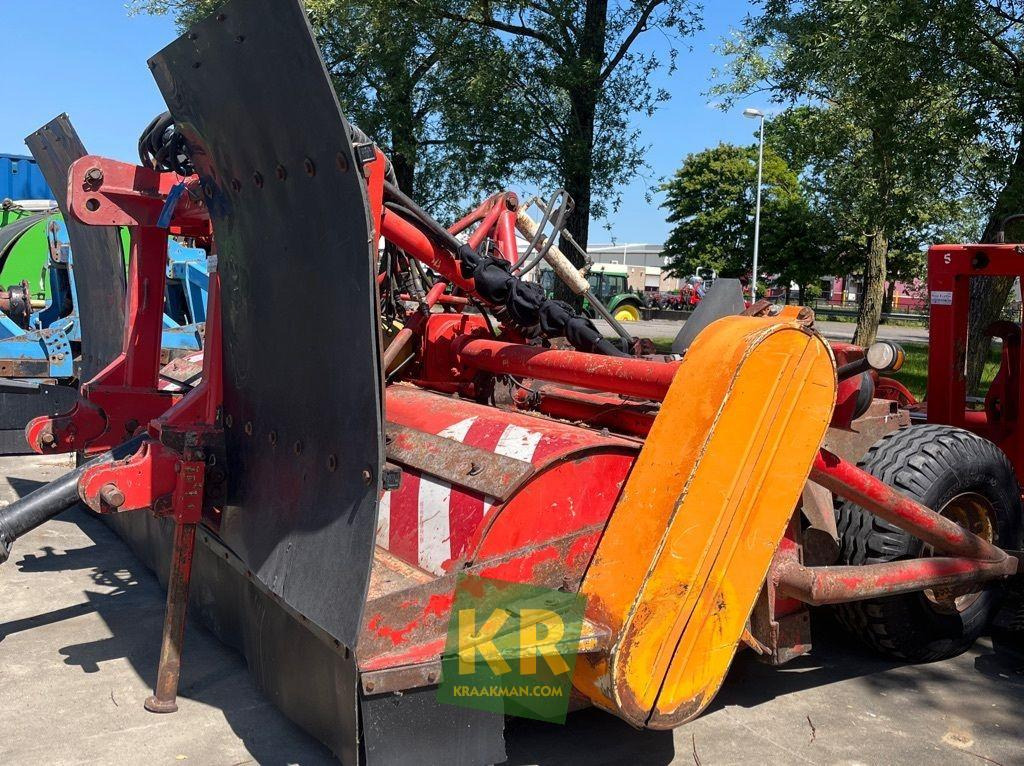 Maaimachine UM 27 Ducker