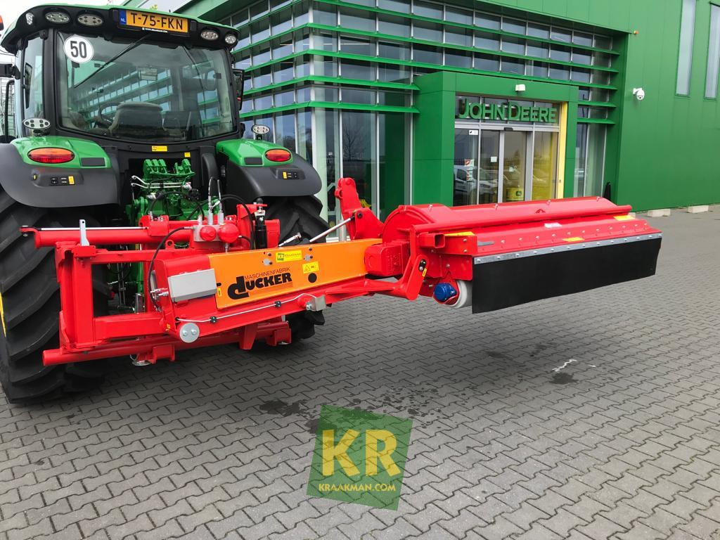 Maaimachine USM Ducker