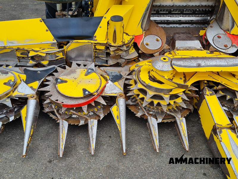 Maiskolvenplukker New Holland 600SFI rotary corn header